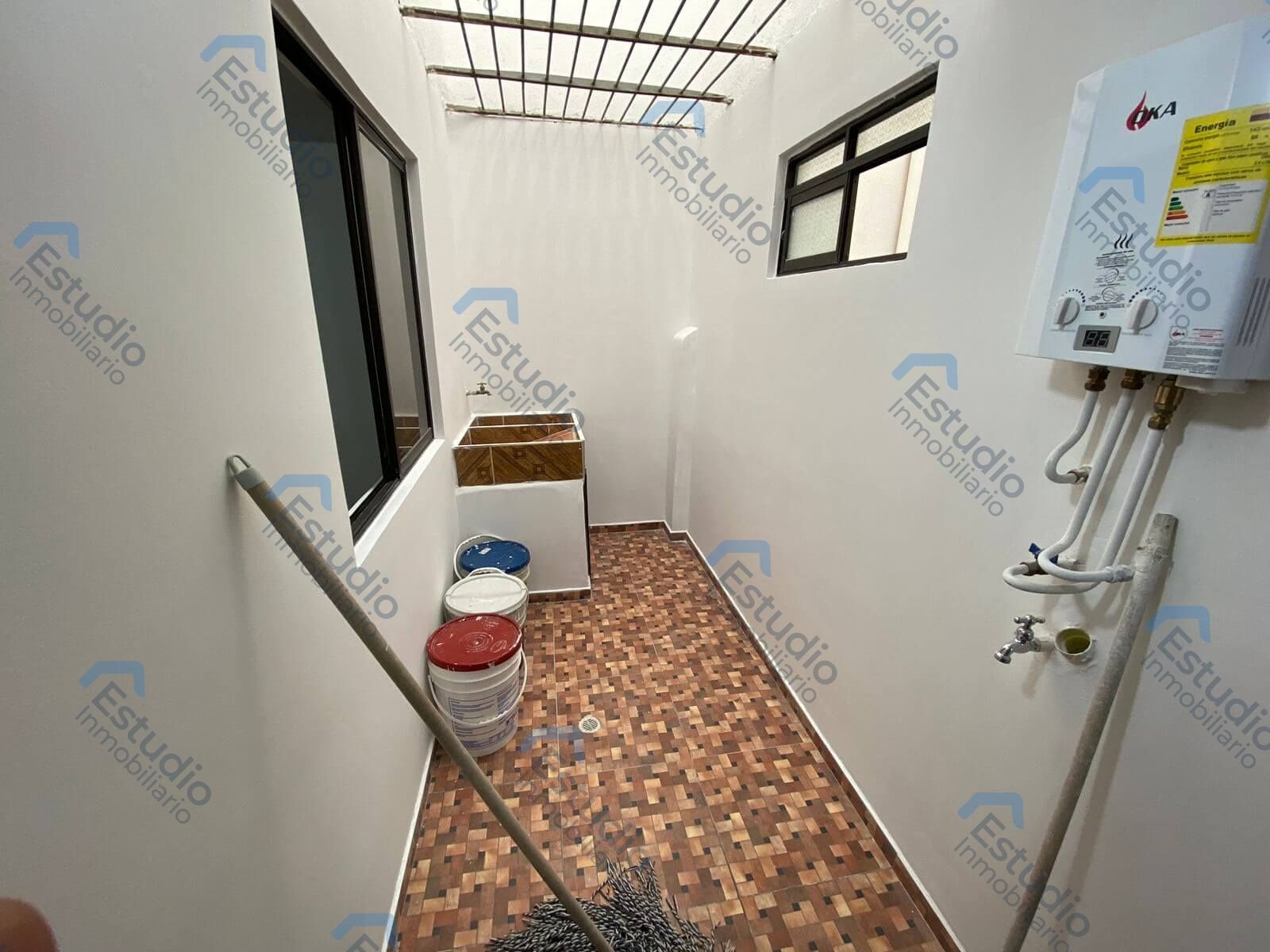 watermarked-img-1790350220713-12-13