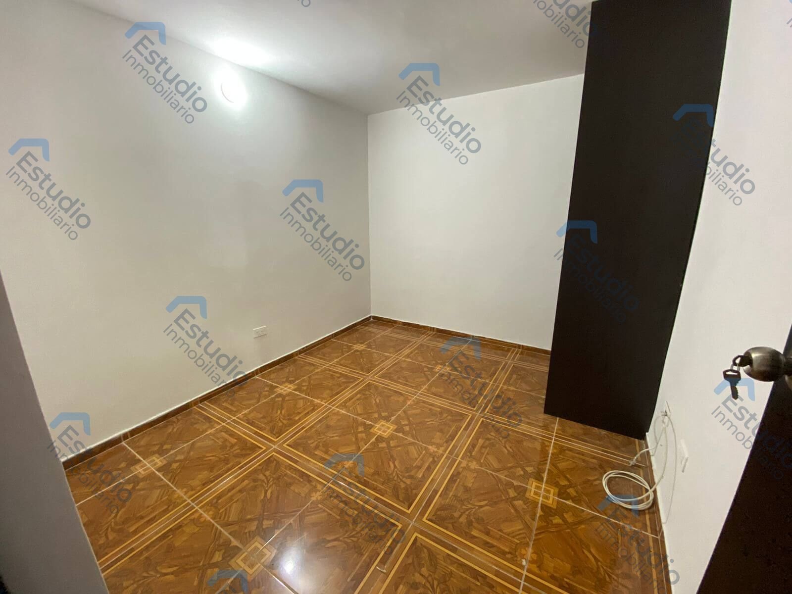 watermarked-img-1790350220713-6-7