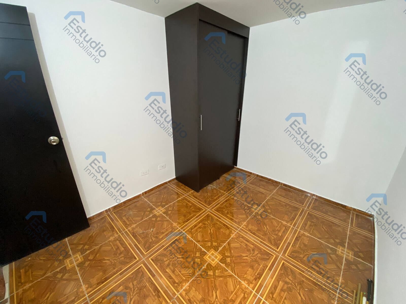 watermarked-img-1790350220713-7-8
