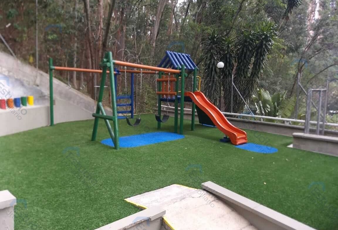 1152