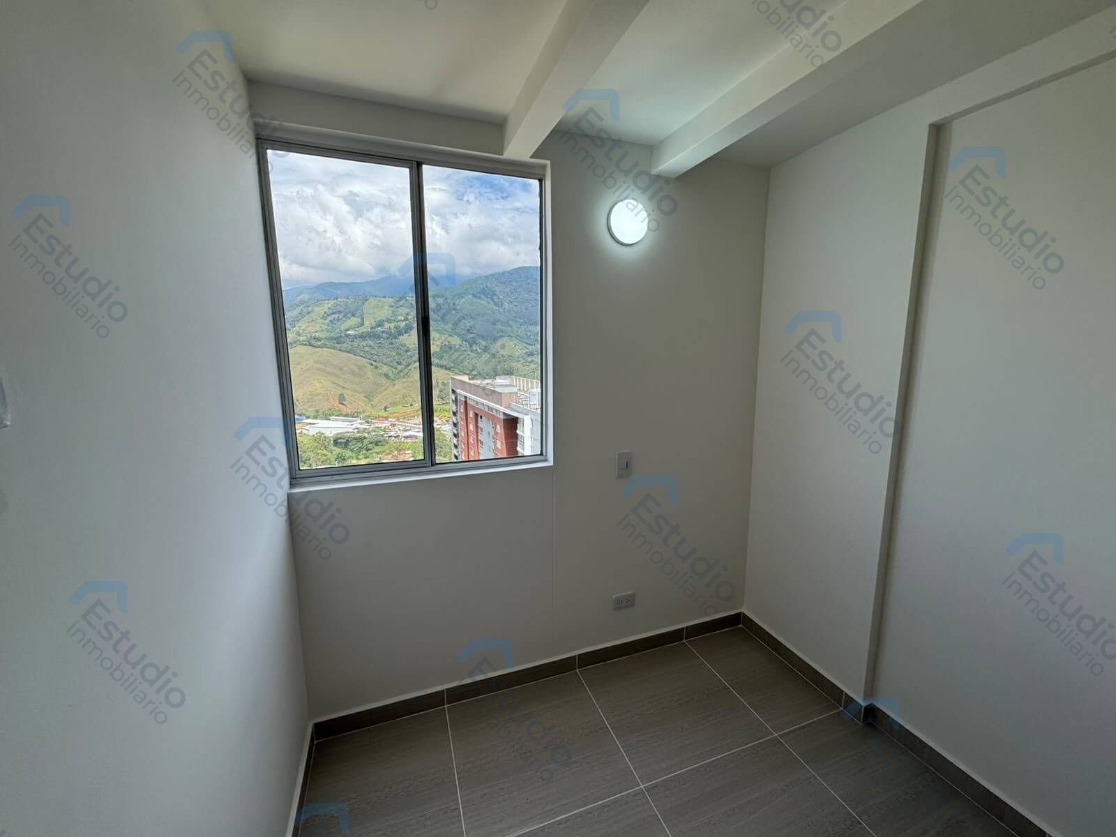 watermarked-img-1790622366667-8-9