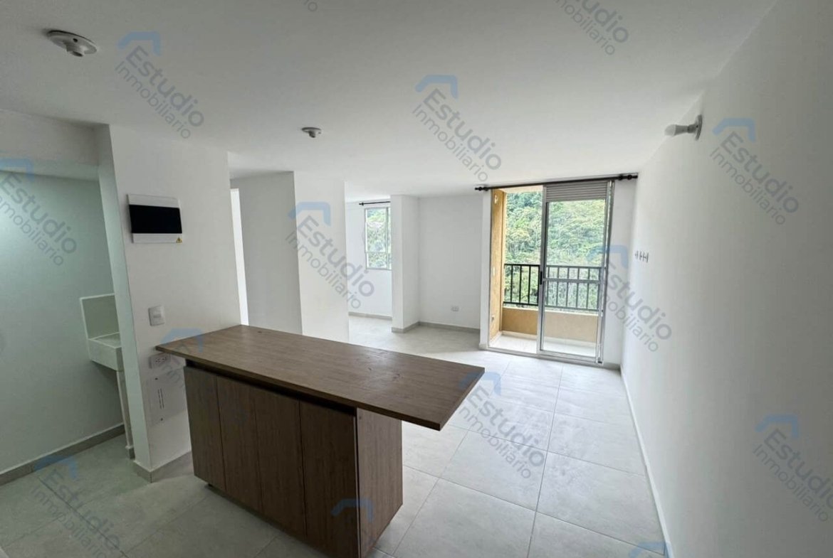 ARRIENDO CALDAS APARTAMENTO PLAYA RICA COD 1806992