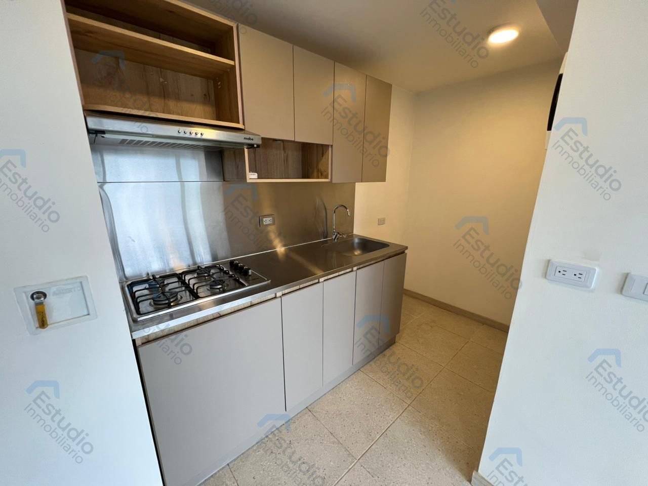 watermarked-img-1790878684591-1-2