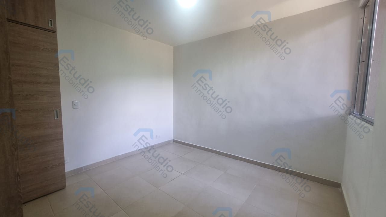 watermarked-img-1790884872752-13-14