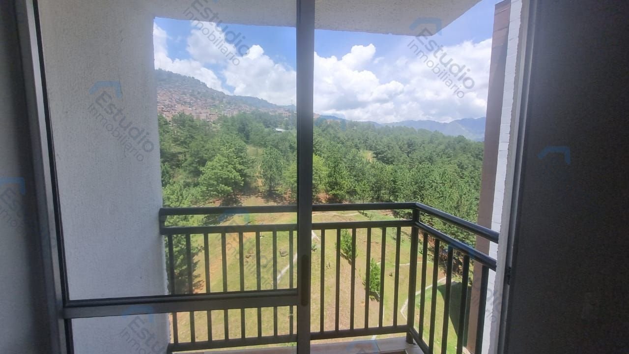 watermarked-img-1790884872752-7-8