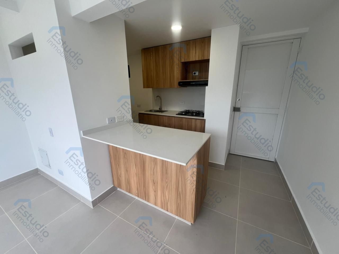 watermarked-img-1790955592726-1-2