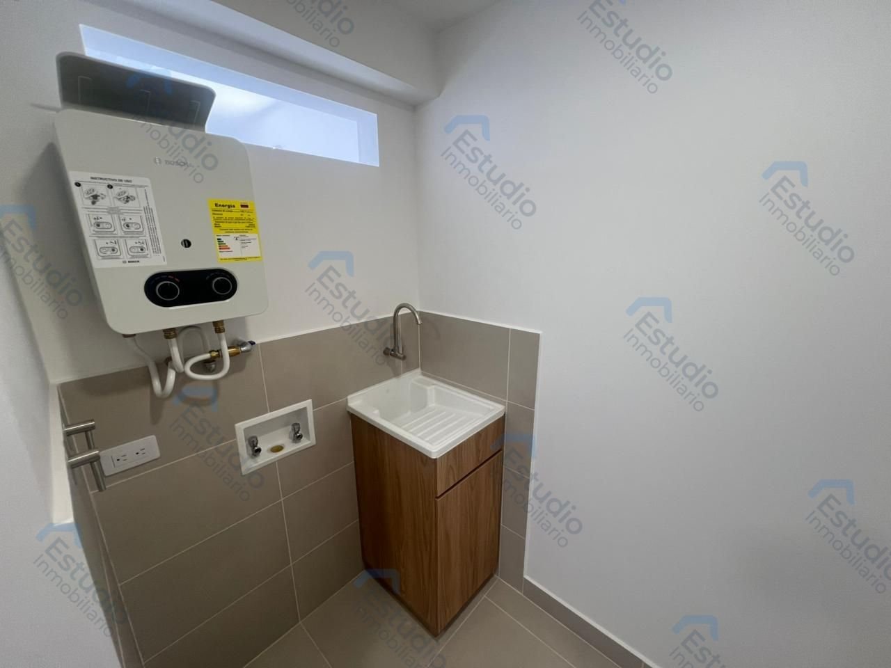 watermarked-img-1790955592726-2-3