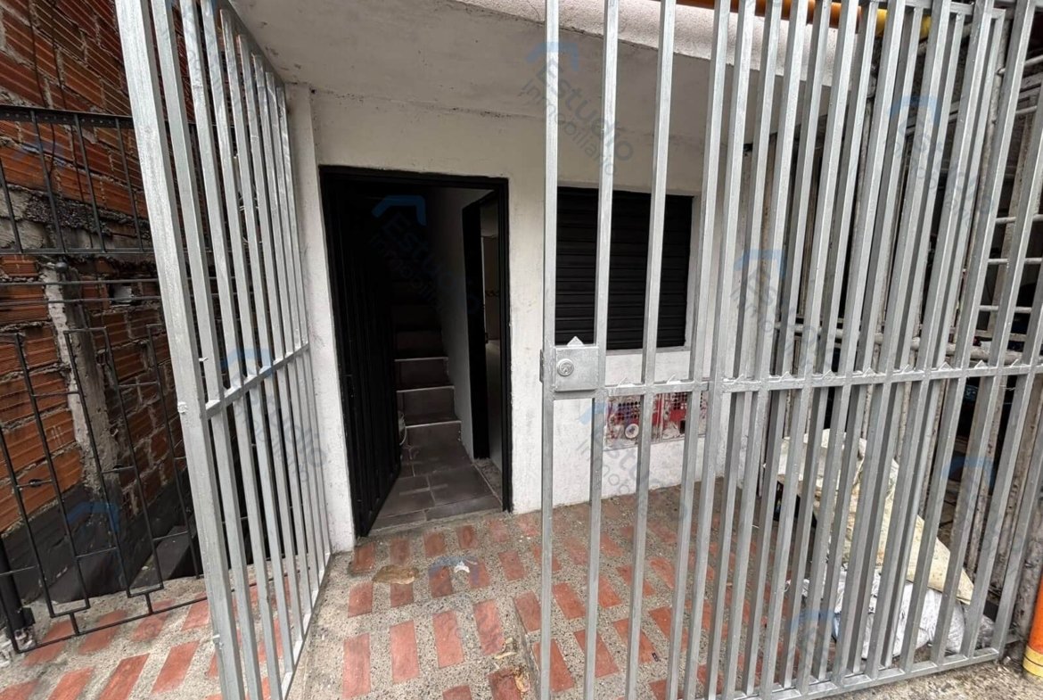 ARRIENDO MEDELLIN APARTAMENTO FUENTE CLARA COD 1807840