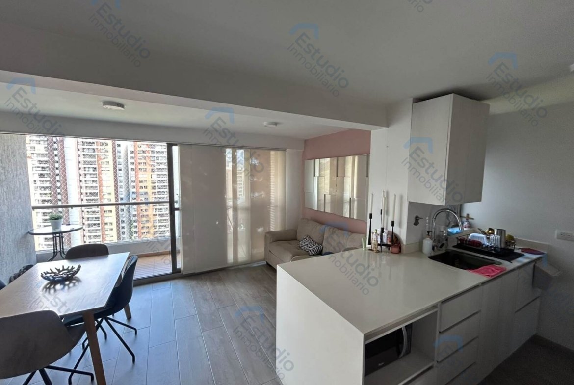 VENTA APARTAMENTO MEDELLIN LOMA DE LOS BERNAL COD 1808082