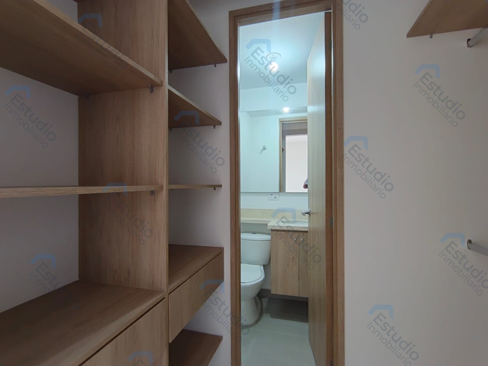 watermarked-img-1791319838292-7-8