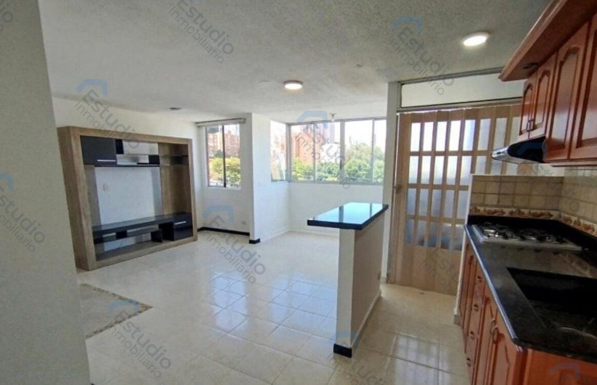 ARRIENDO MEDELLIN APARTAMENTO POBLADO COD 1811300