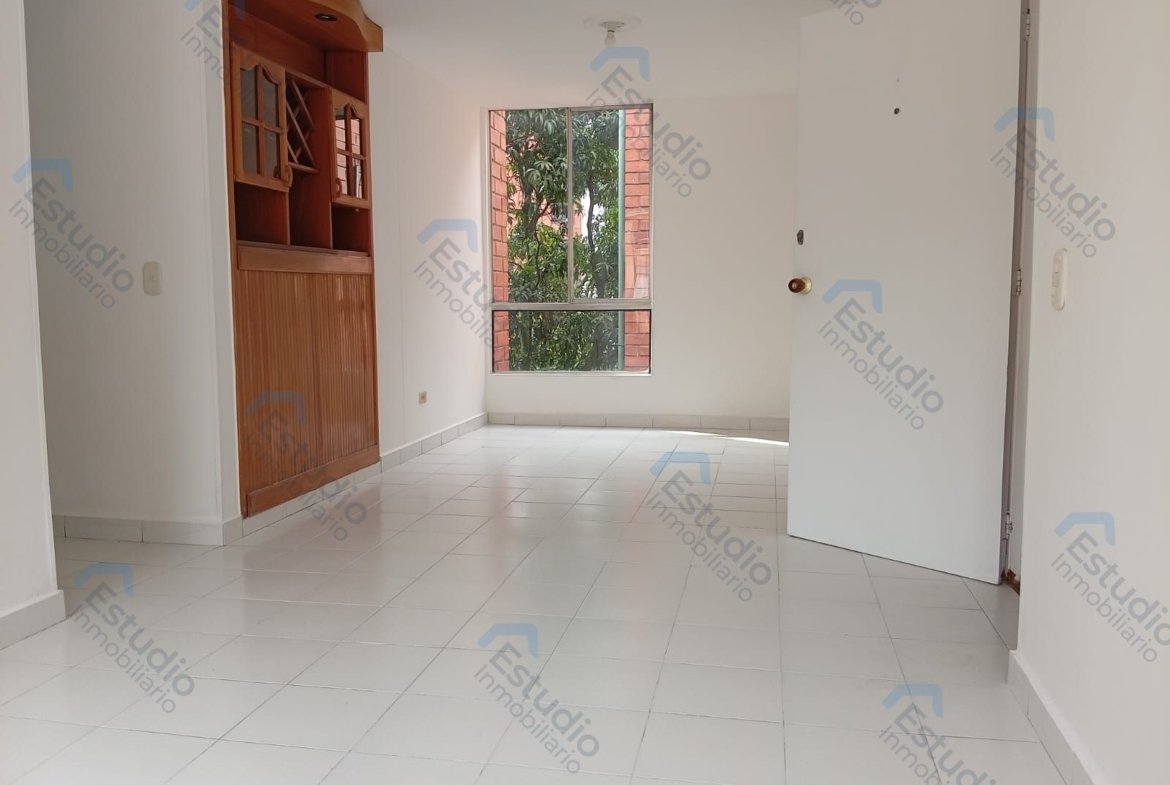ARRIENDO MEDELLIN APARTAMENTO LOMA DE SAN JULIAN COD 1811368 