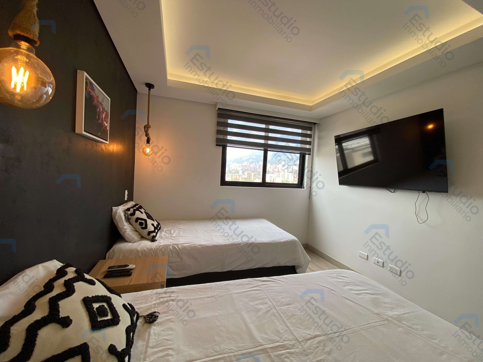 watermarked-img-1791552572415-11-12