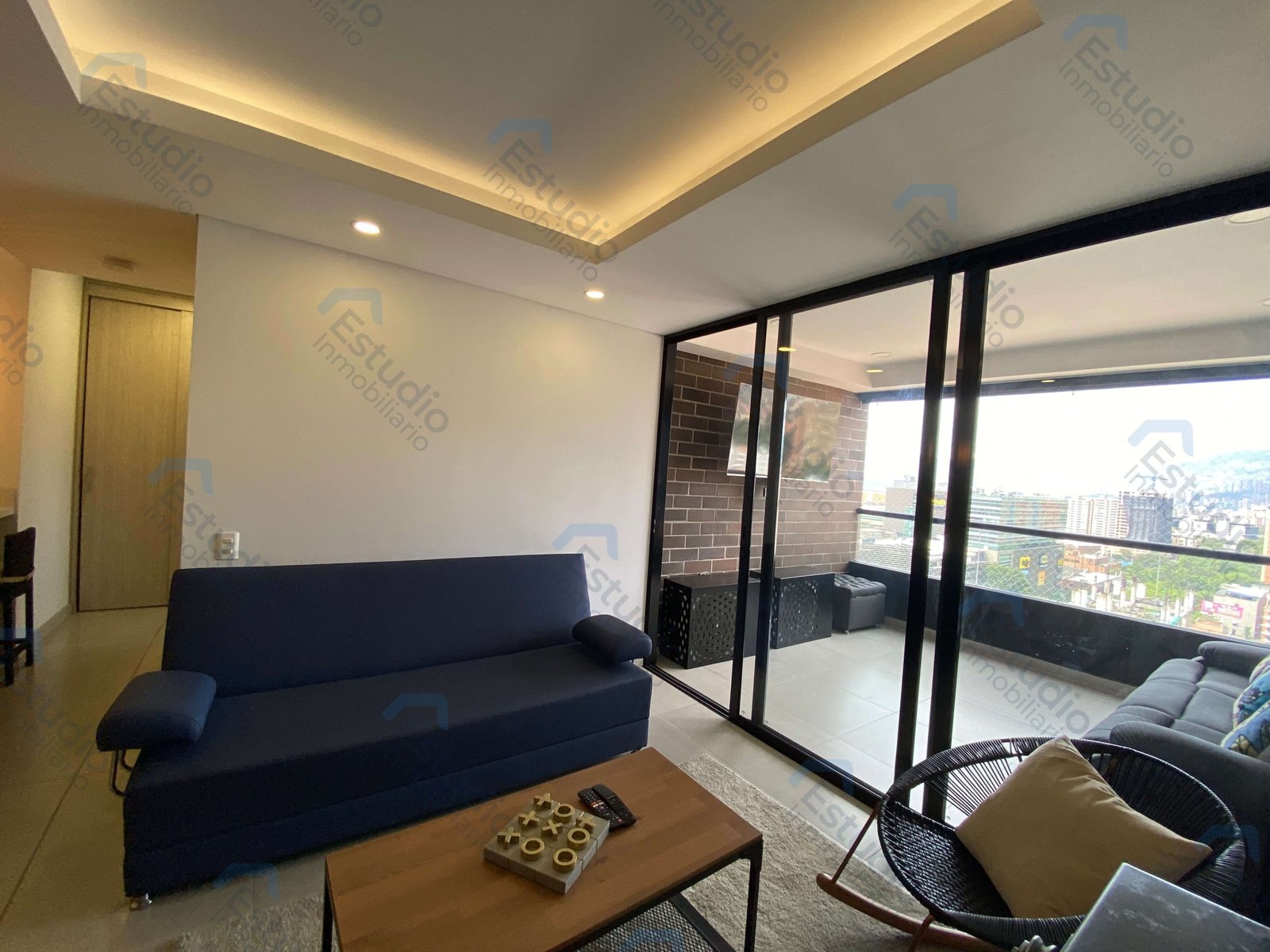 watermarked-img-1791552572415-6-7