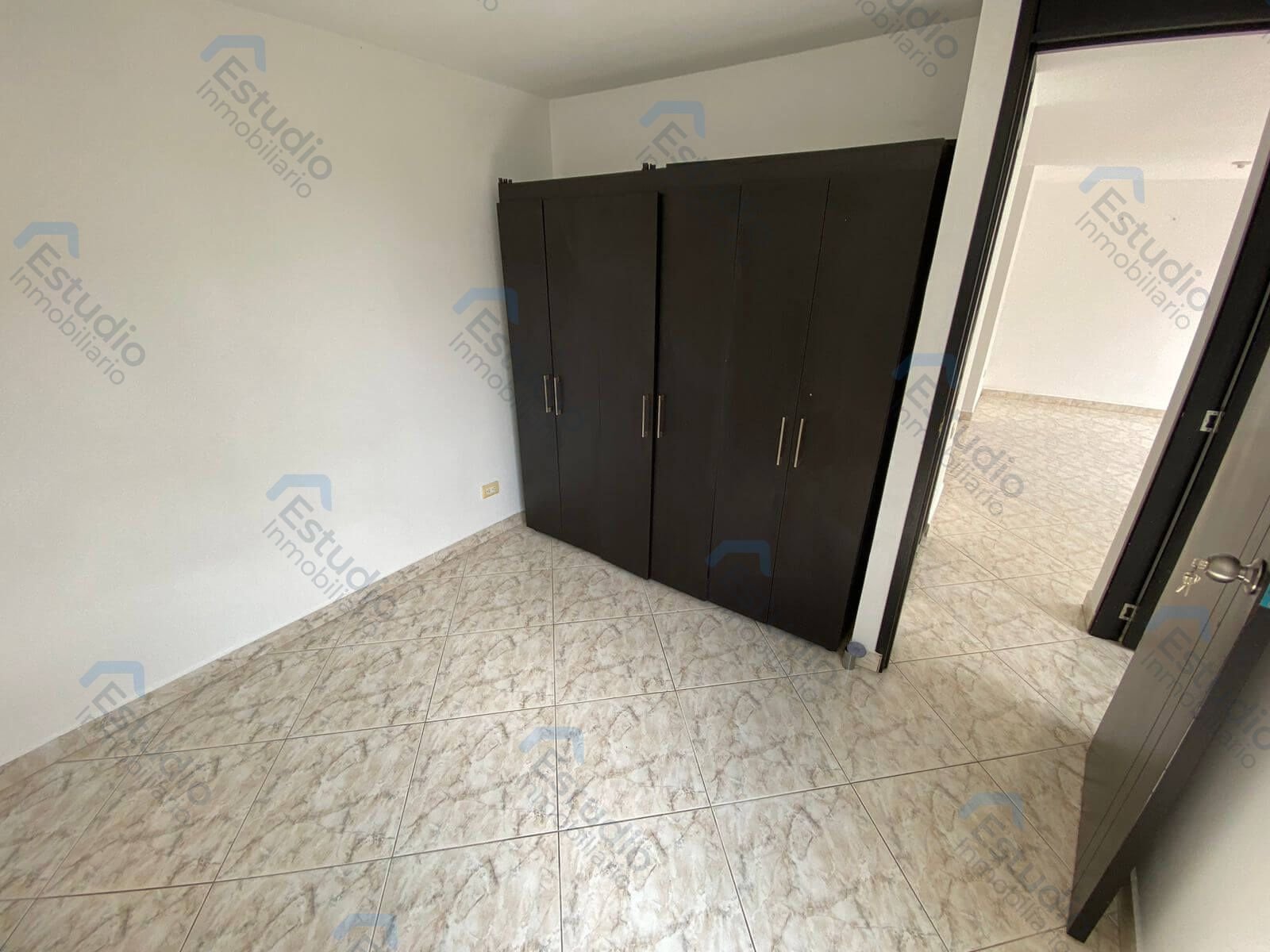 watermarked-img-1791560426016-8-9