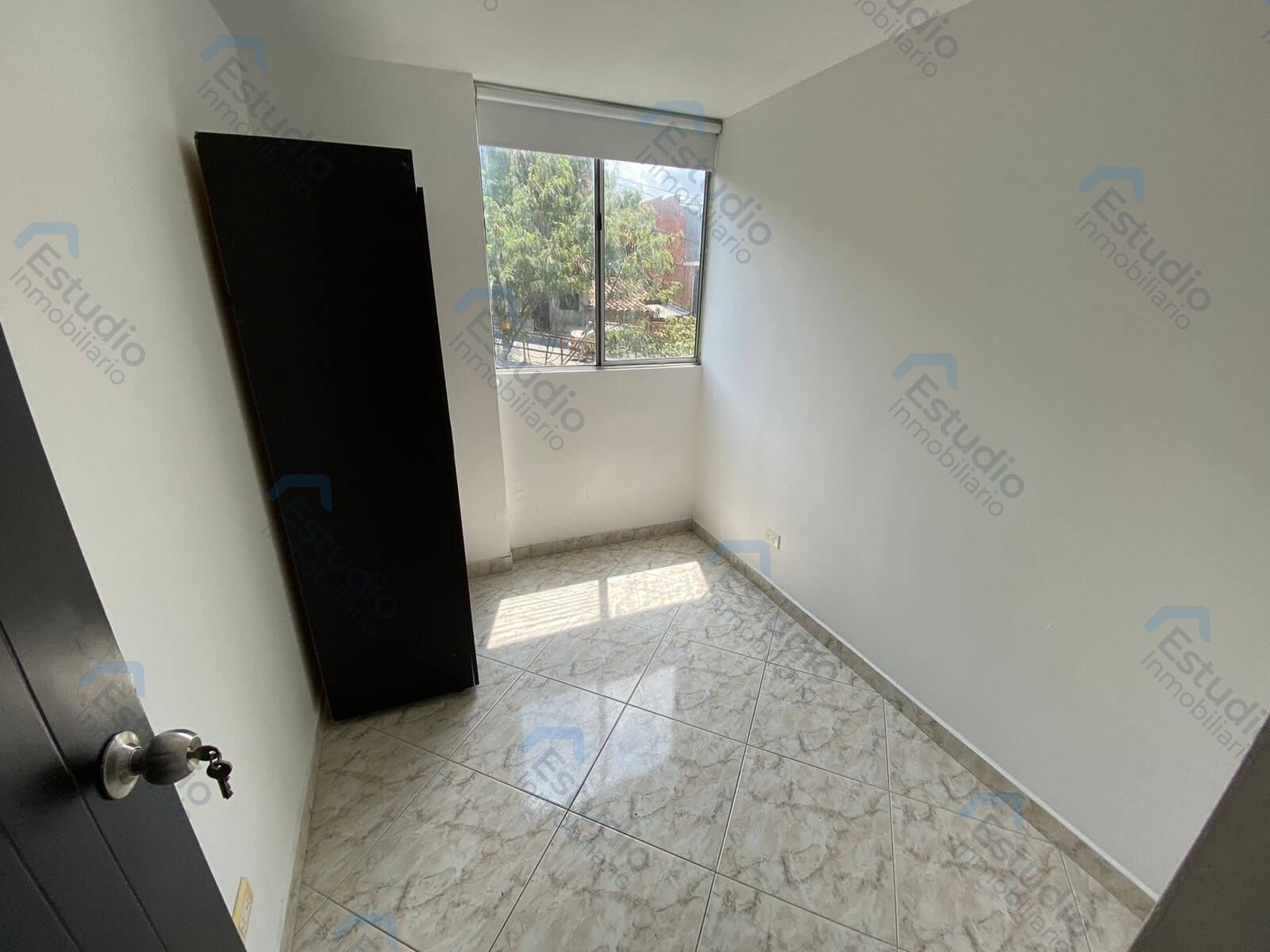 watermarked-img-1791560426016-9-10