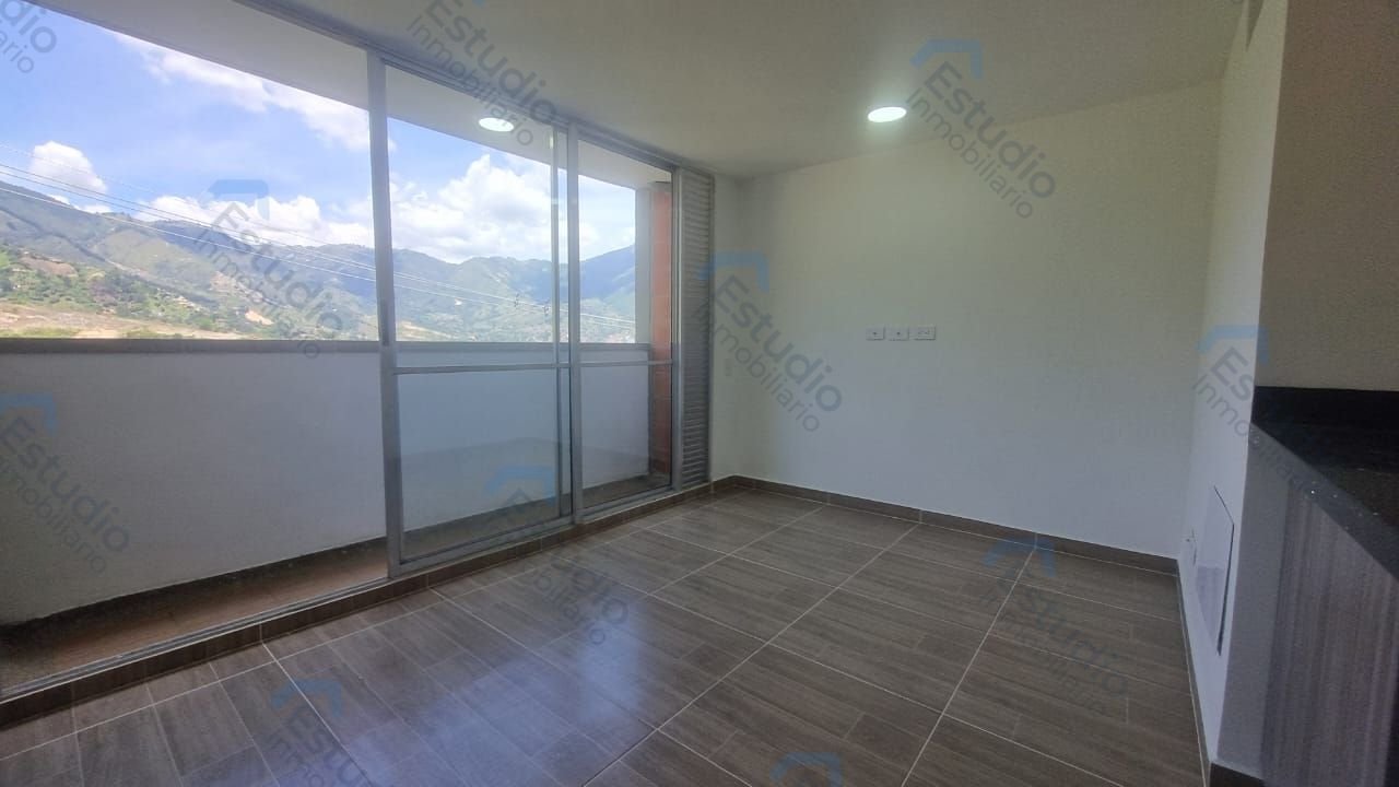 watermarked-img-1791570492552-0-1
