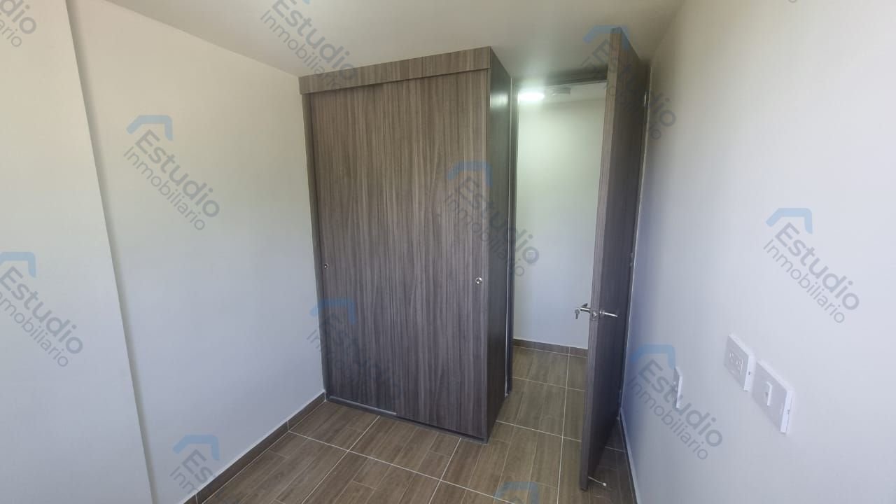watermarked-img-1791570492552-12-13