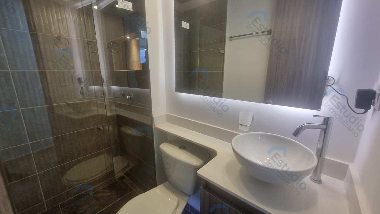watermarked-img-1791570492552-14-15