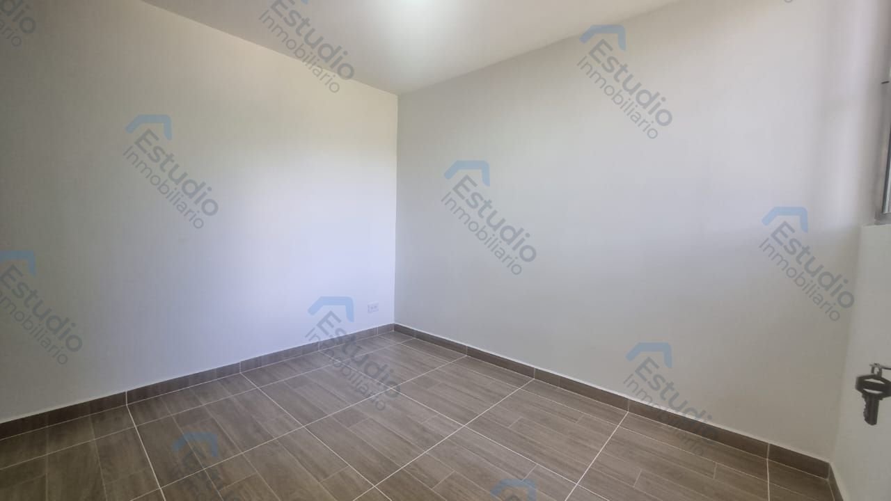 watermarked-img-1791570492552-7-8