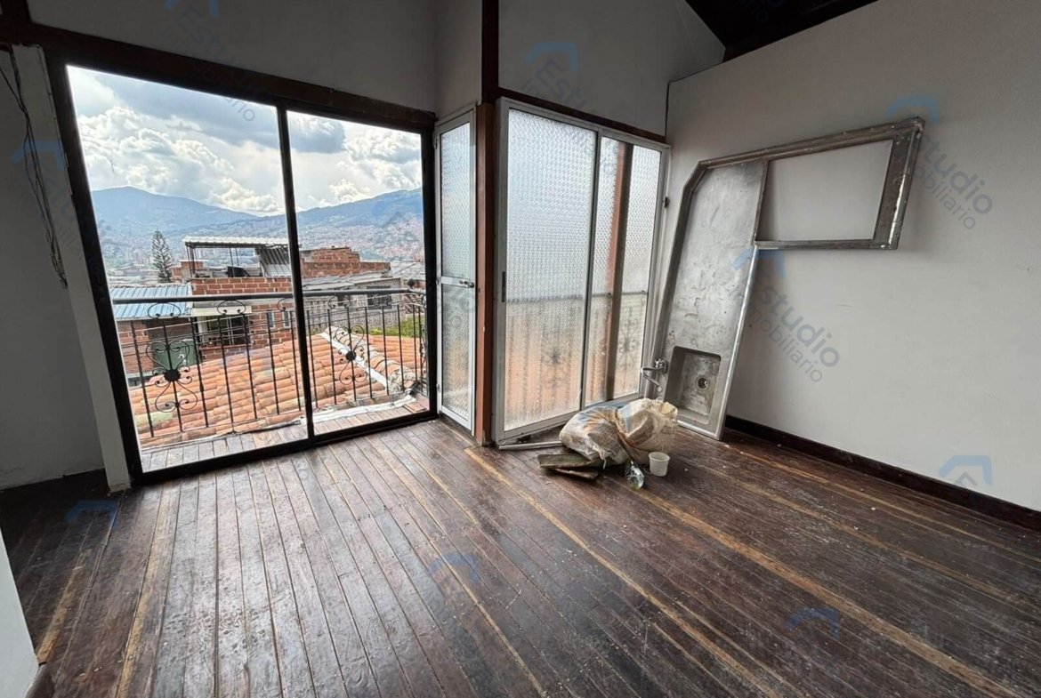 ARRIENDO MEDELLIN APARTAMENTO MANRIQUE CENTRAL COD 1811694